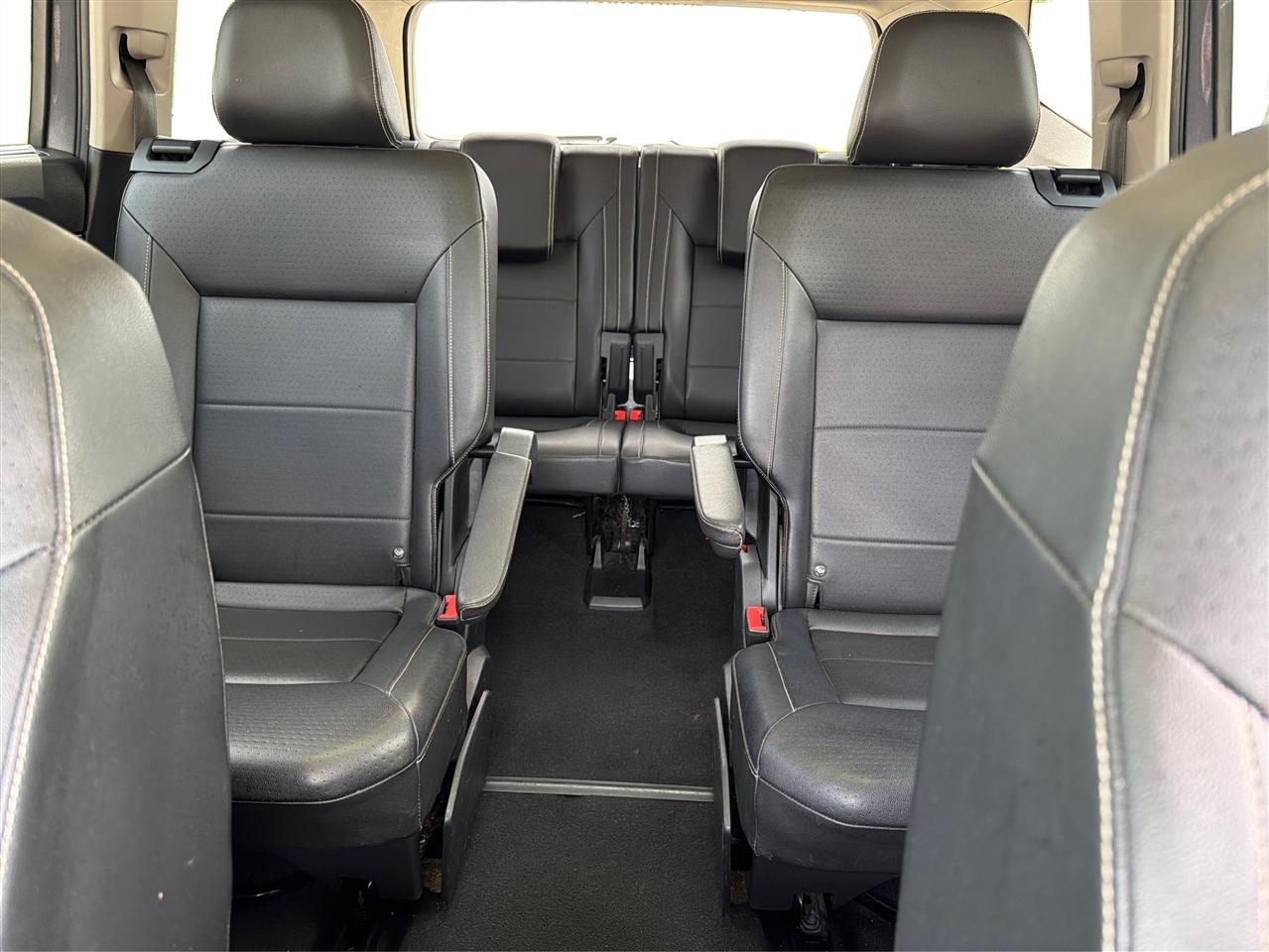 Volkswagen Atlas 3.6L V6 SE w/Technology R-Line FWD 2021
