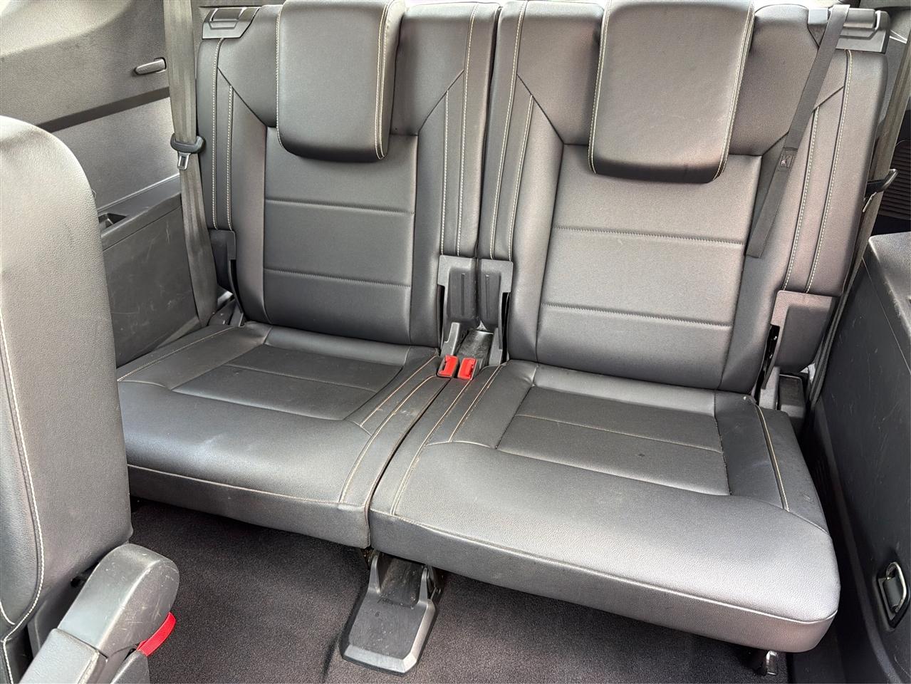 Volkswagen Atlas 3.6L V6 SE w/Technology R-Line FWD 2021