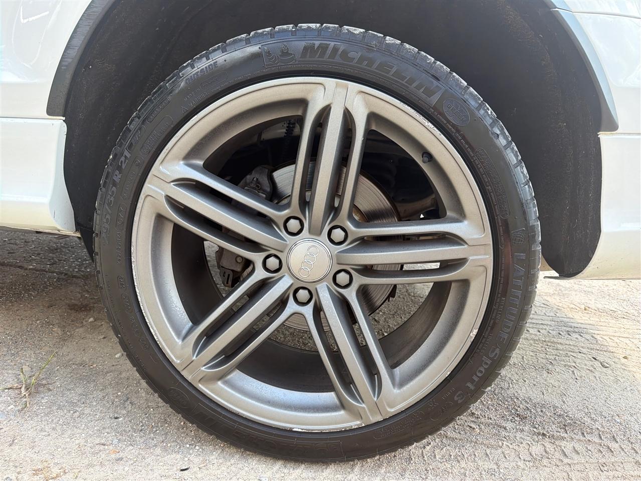 Audi Q7 quattro 4dr 3.0T S line Prestige 2015