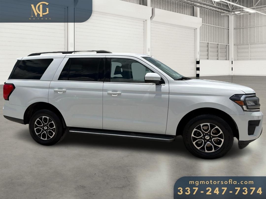 Ford Expedition XLT 2023