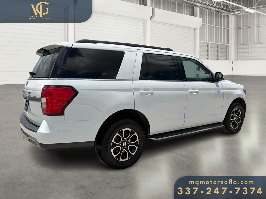 Ford Expedition XLT 2023