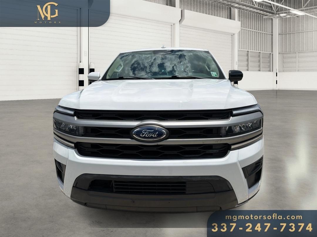 Ford Expedition XLT 2023
