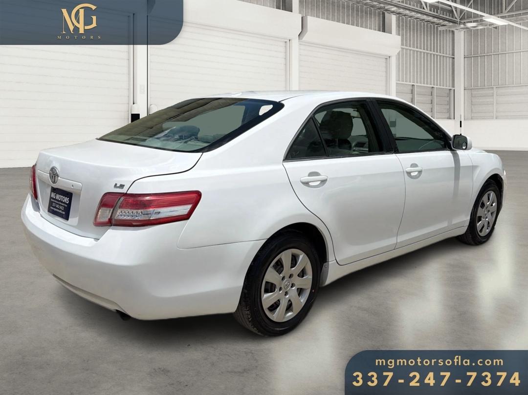 Toyota Camry LE 2010