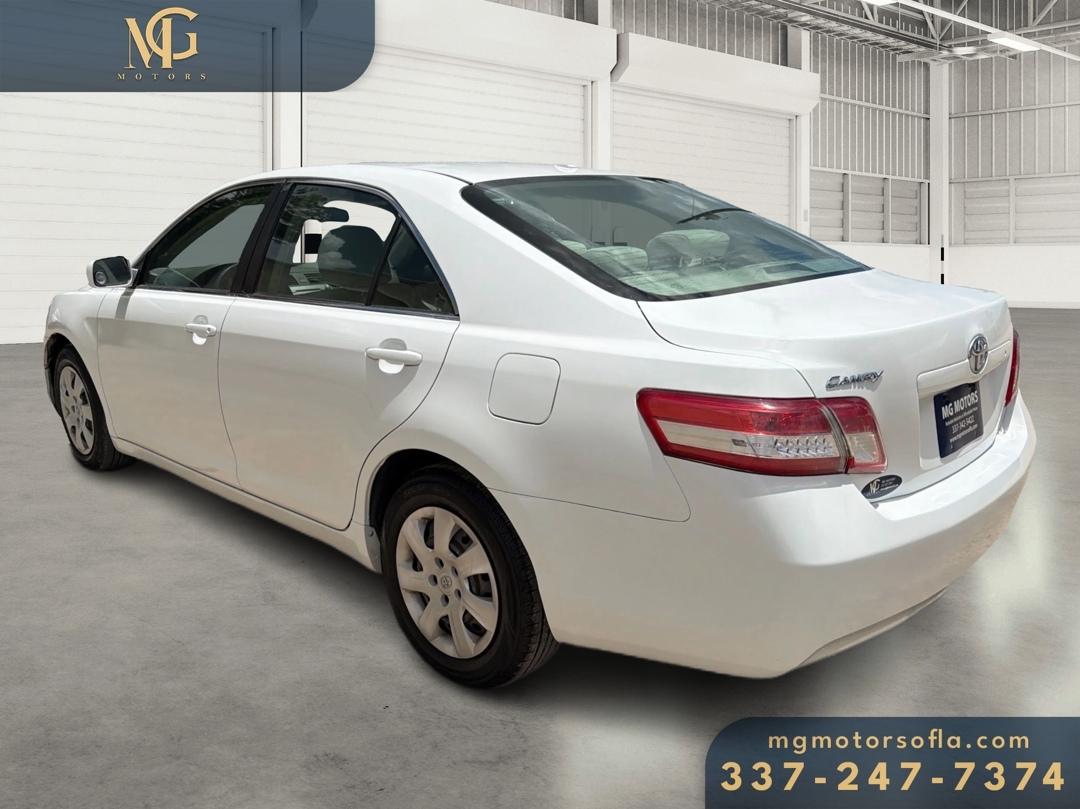 Toyota Camry LE 2010