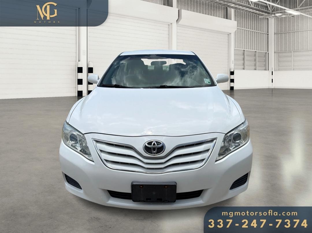 Toyota Camry LE 2010