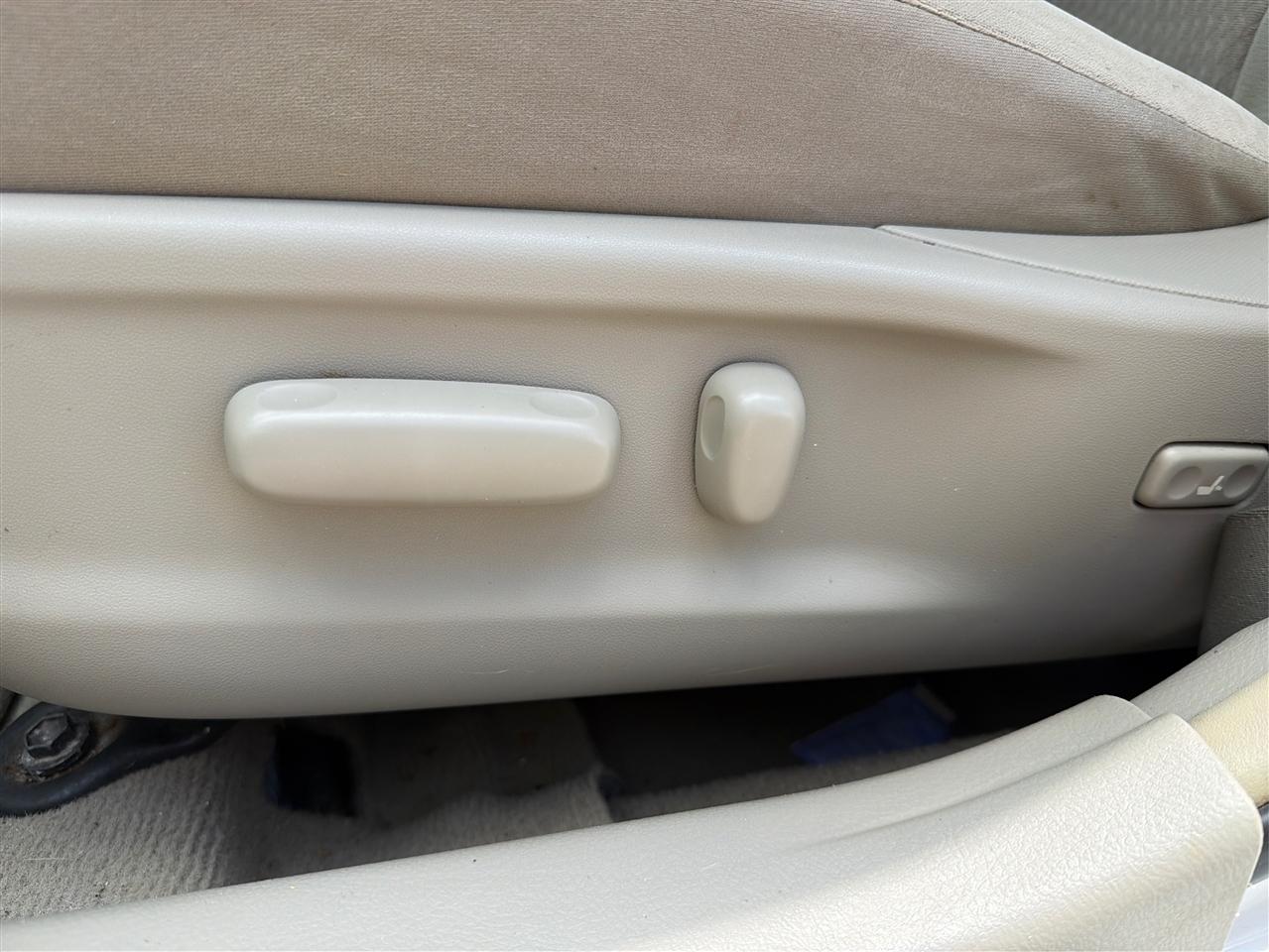 Toyota Camry LE 2010
