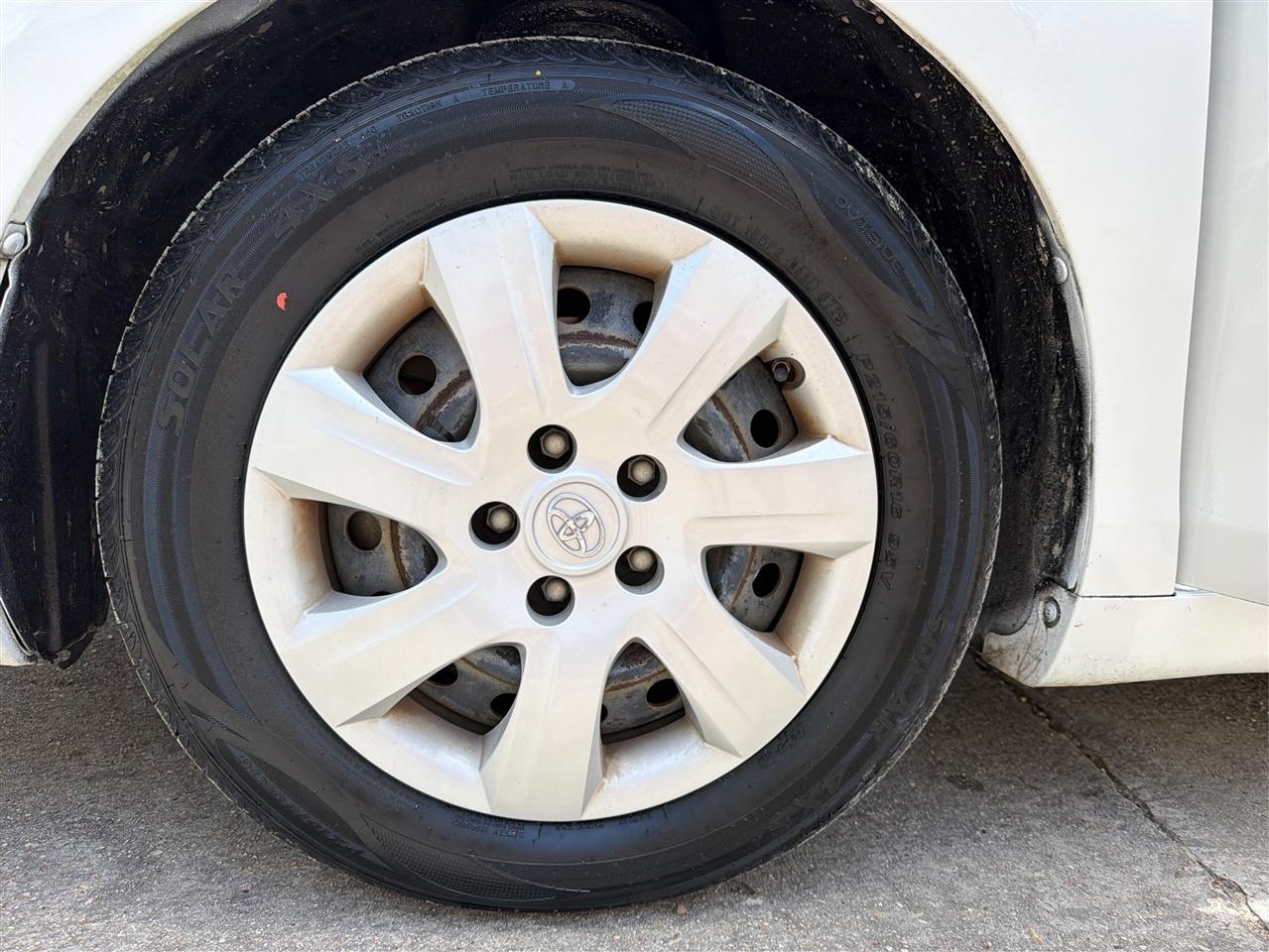 Toyota Camry LE 2010