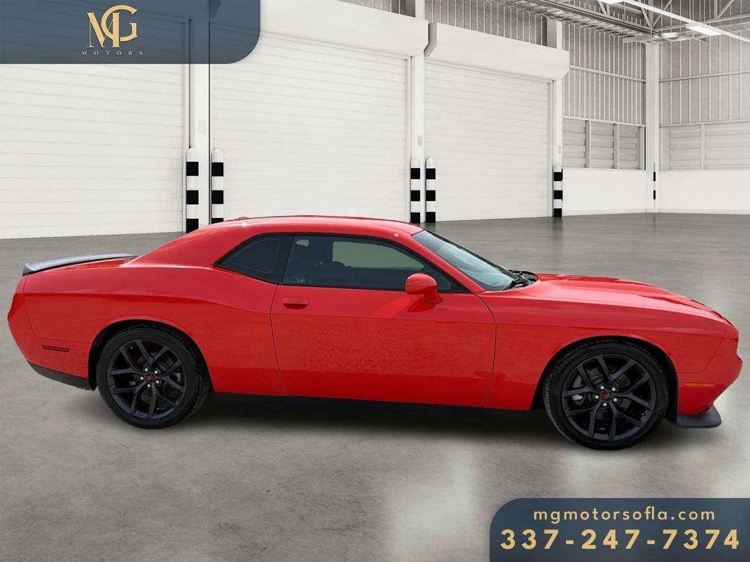 Dodge Challenger GT RWD 2021