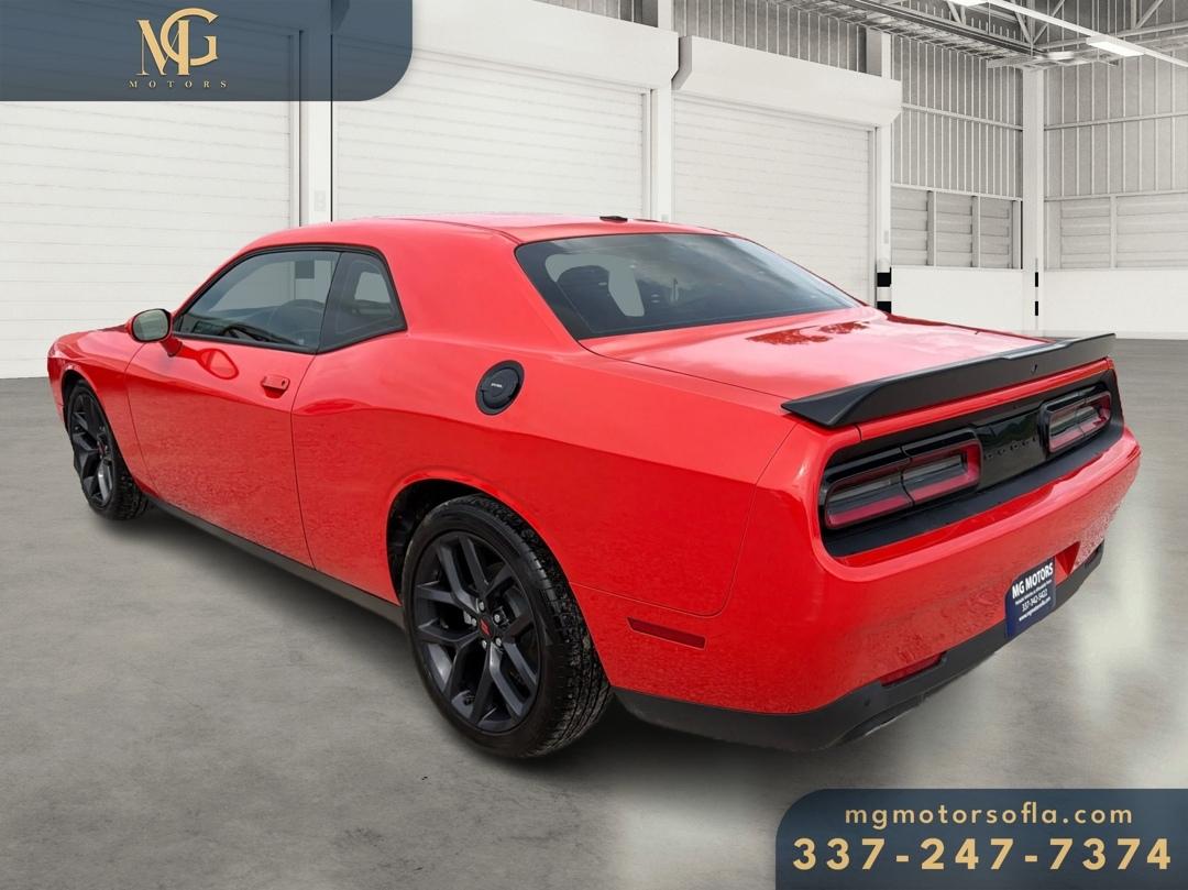Dodge Challenger GT RWD 2021