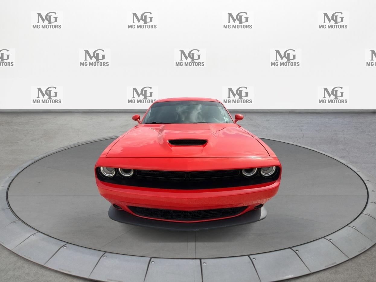 Dodge Challenger GT RWD 2021