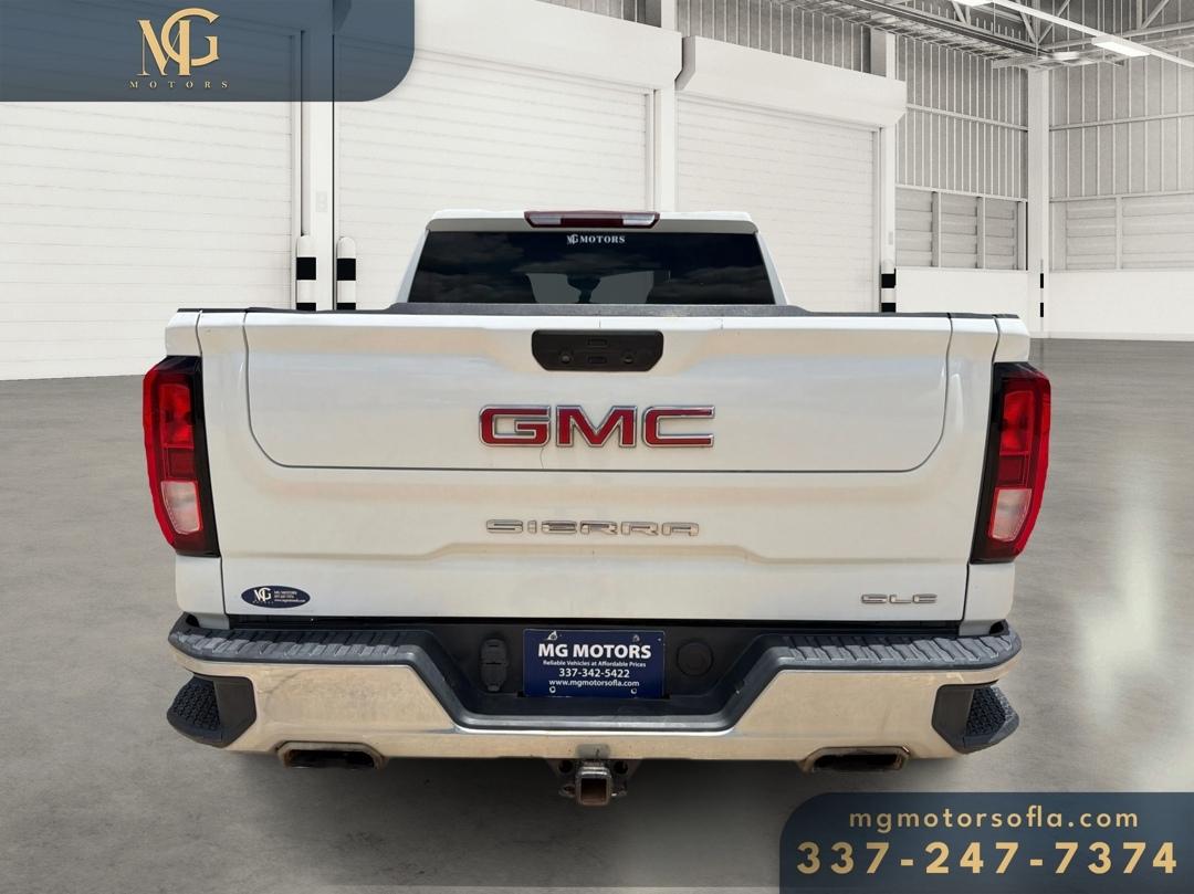 GMC Sierra 1500 Limited 4WD Crew Cab 147" SLE 2022