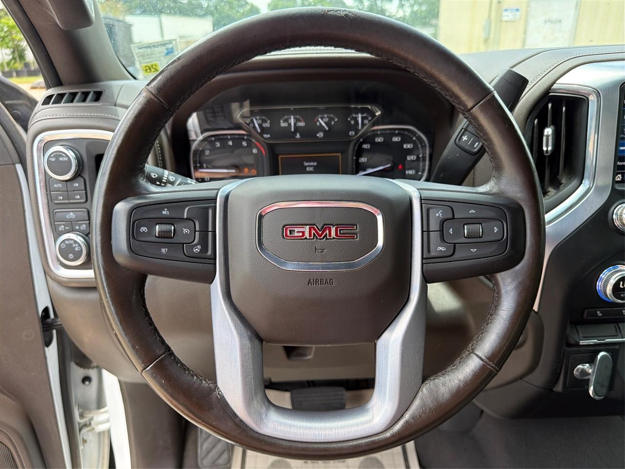 GMC Sierra 1500 Limited 4WD Crew Cab 147" SLE 2022