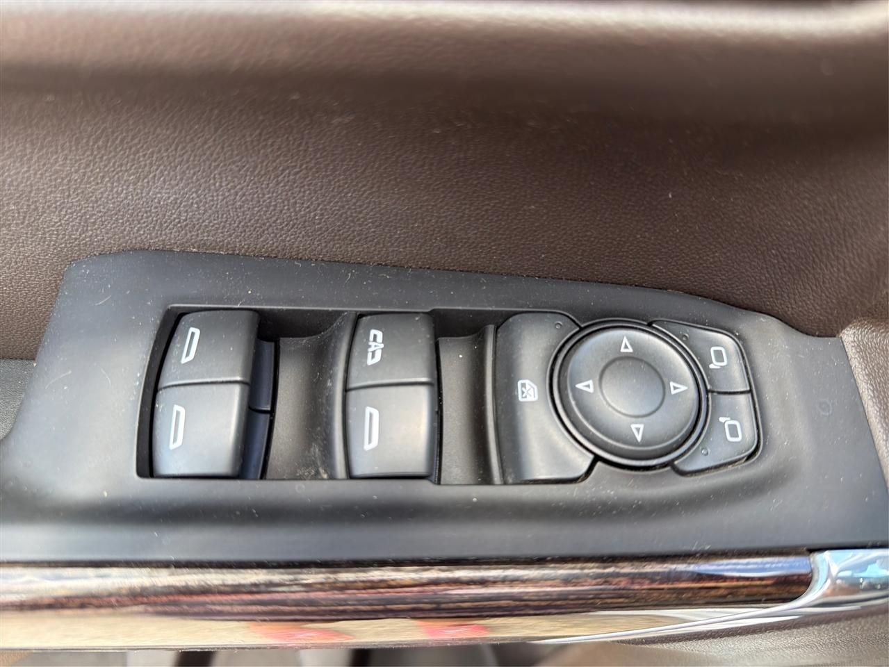 GMC Sierra 1500 Limited 4WD Crew Cab 147" SLE 2022