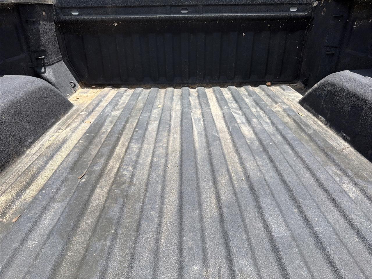 GMC Sierra 1500 Limited 4WD Crew Cab 147" SLE 2022