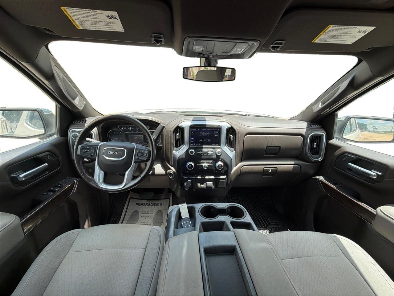 GMC Sierra 1500 Limited 4WD Crew Cab 147" SLE 2022