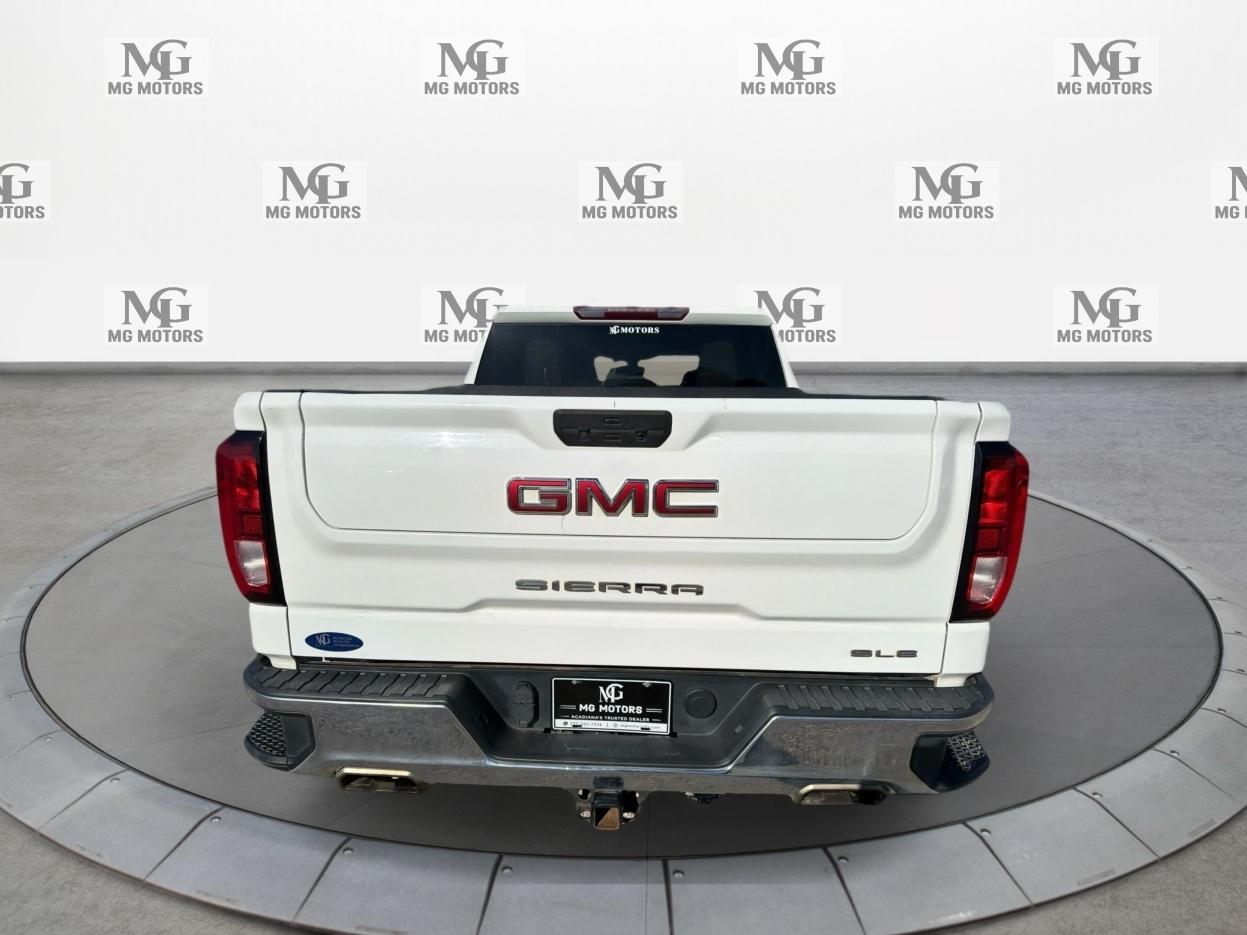 GMC Sierra 1500 Limited 4WD Crew Cab 147" SLE 2022