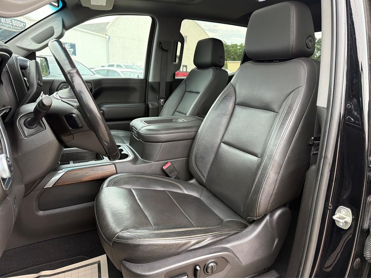 GMC Sierra 1500 2WD Crew Cab 147" SLT 2020