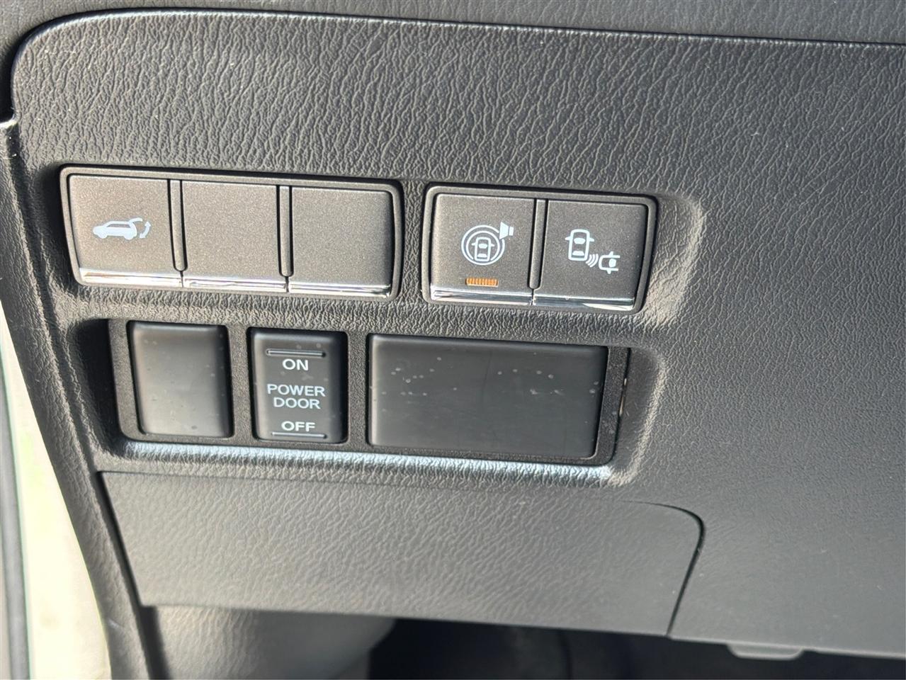 Infiniti QX80 2WD 4dr 2014