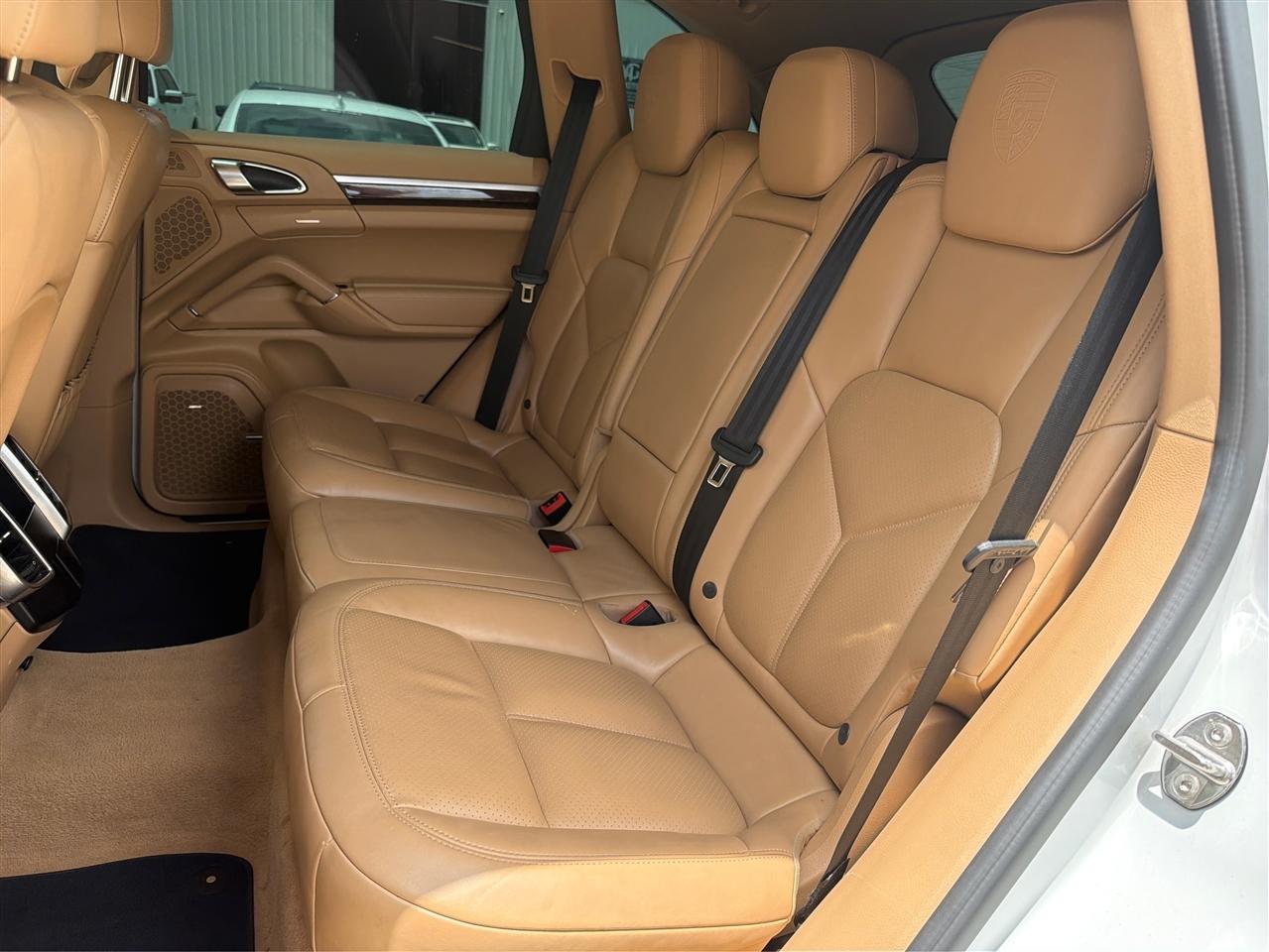 Porsche Cayenne  2017