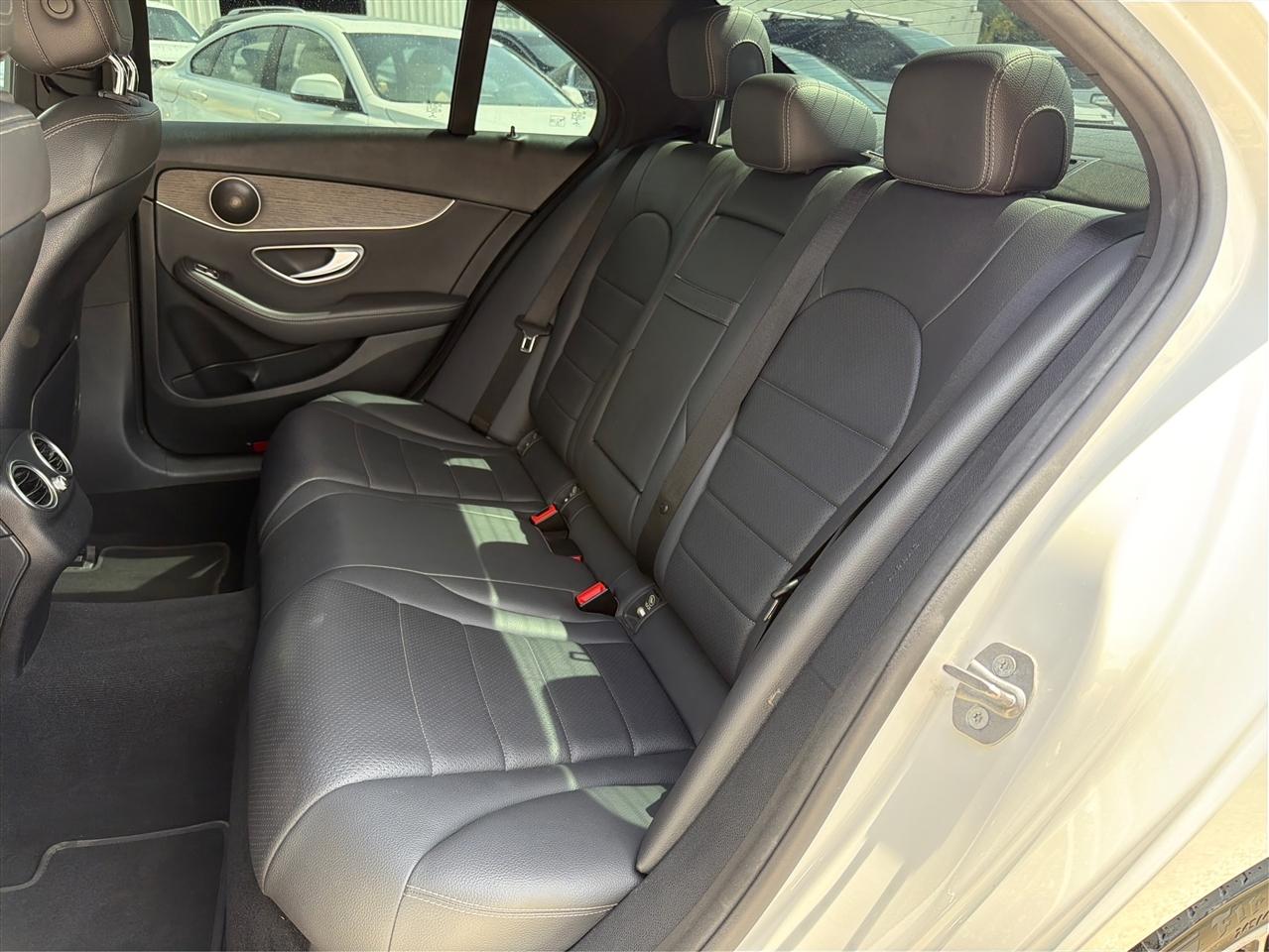 Mercedes-Benz C-Class C 300 Sedan 2019