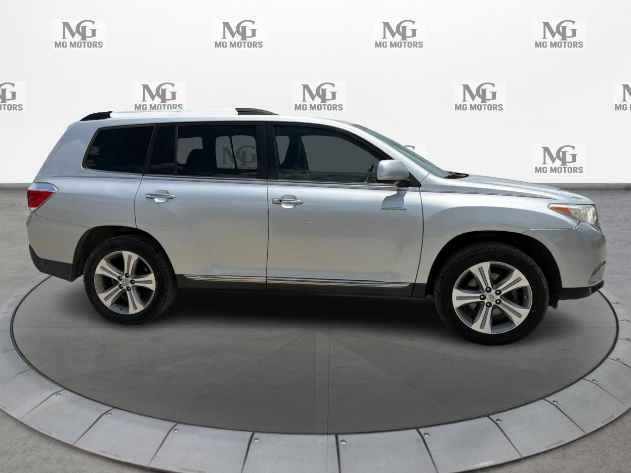 Toyota Highlander  2013