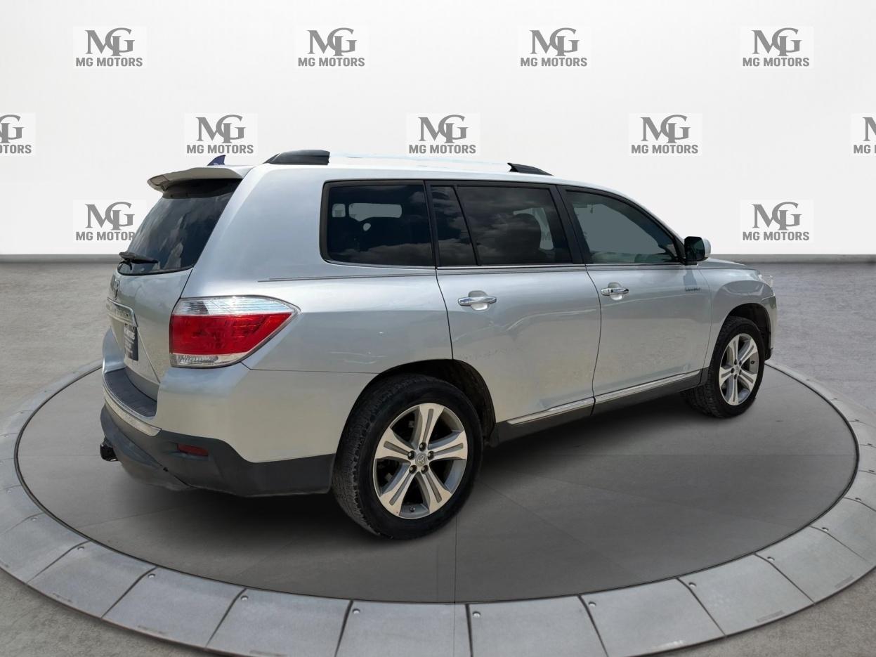 Toyota Highlander  2013
