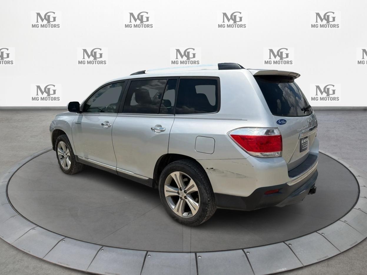 Toyota Highlander  2013