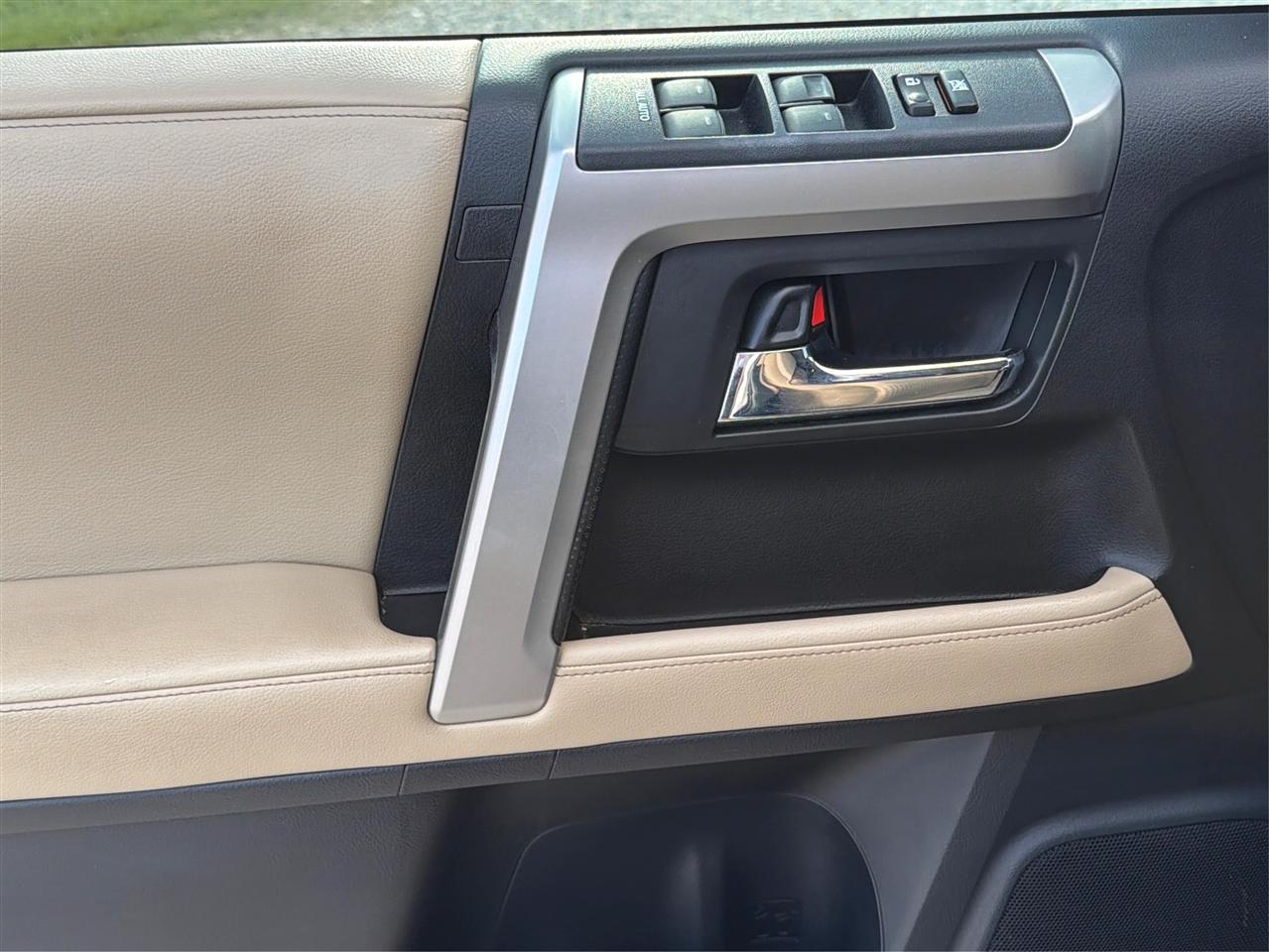 Toyota 4Runner  2016