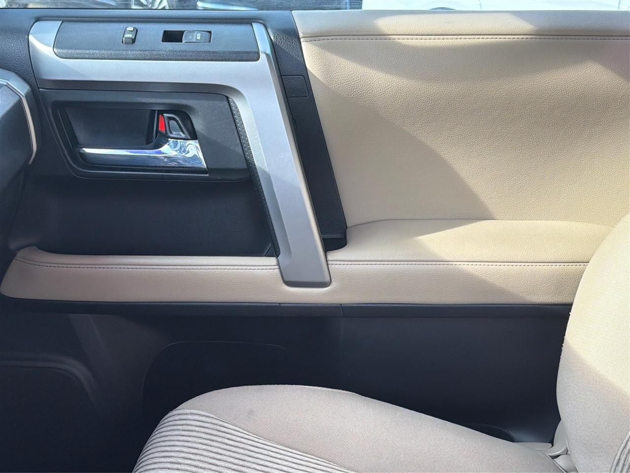 Toyota 4Runner  2016