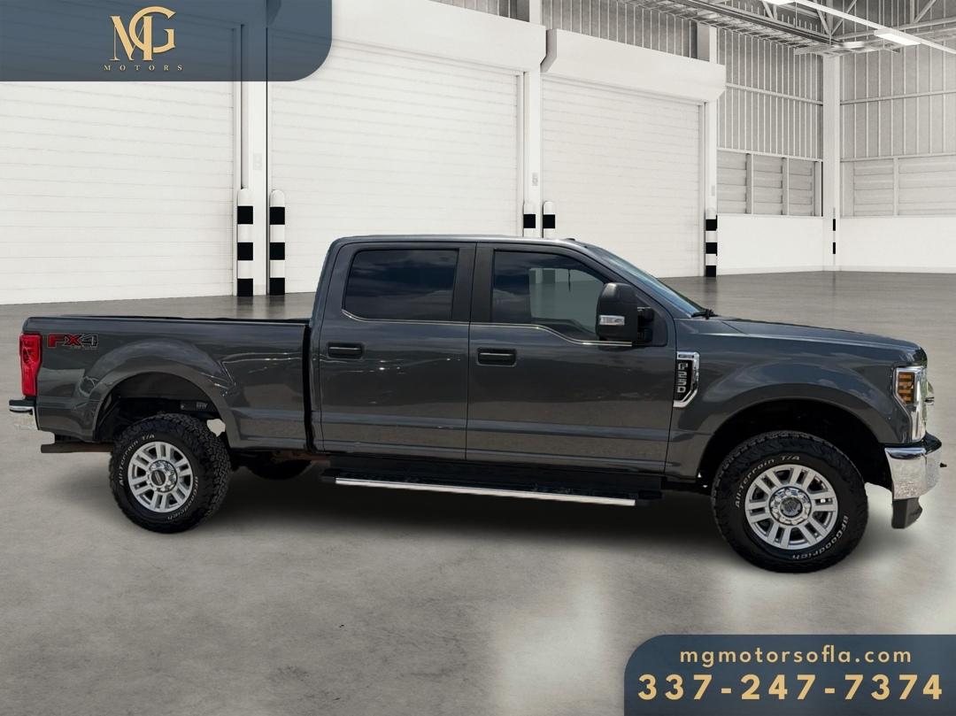 Ford Super Duty F-250 SRW XL 4WD Crew Cab 8' Box 2019
