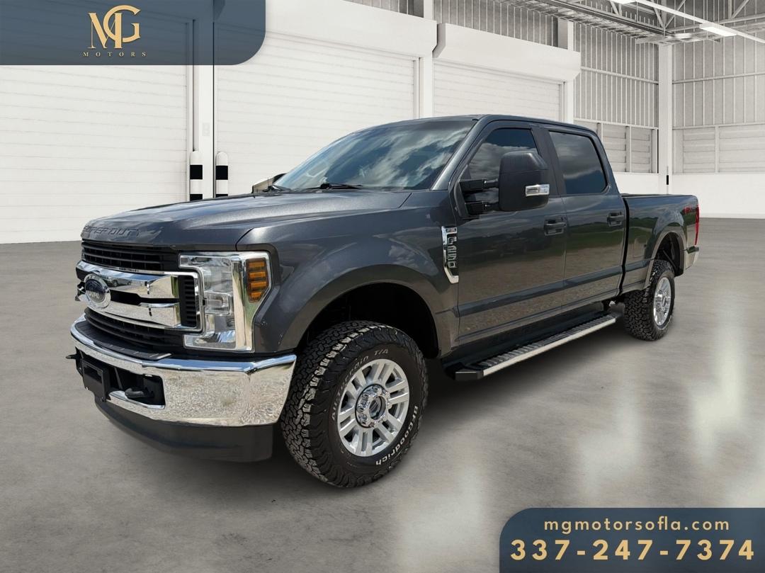 Ford Super Duty F-250 SRW XL 4WD Crew Cab 8' Box 2019