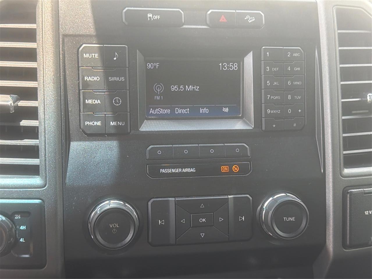 Ford Super Duty F-250 SRW XL 4WD Crew Cab 8' Box 2019