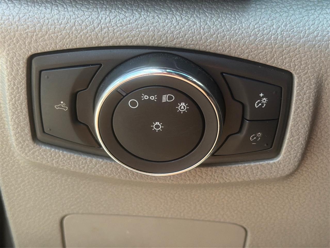 Ford Super Duty F-250 SRW XL 4WD Crew Cab 8' Box 2019