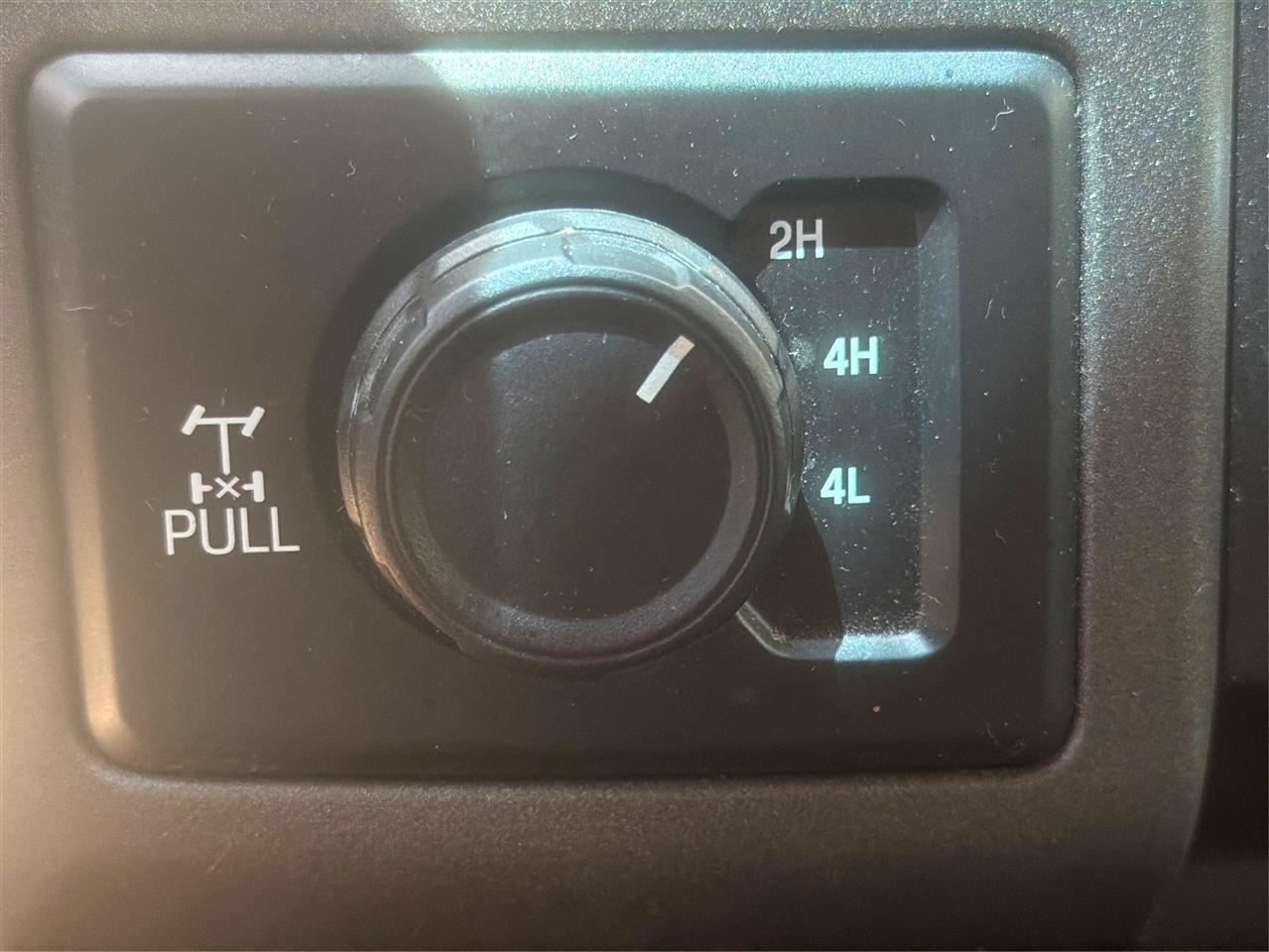 Ford Super Duty F-250 SRW XL 4WD Crew Cab 8' Box 2019