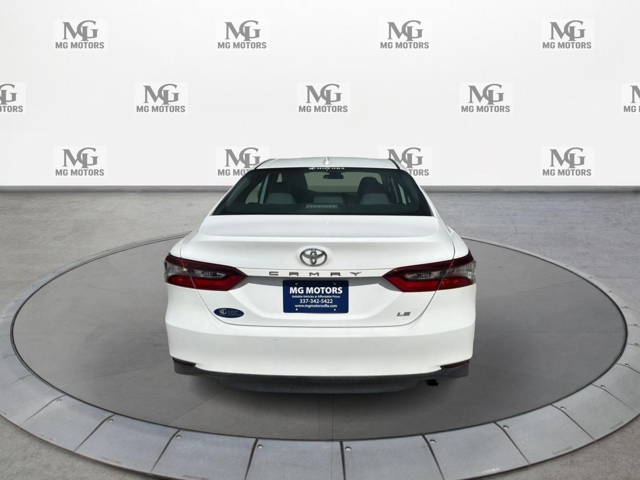Toyota Camry LE 2021