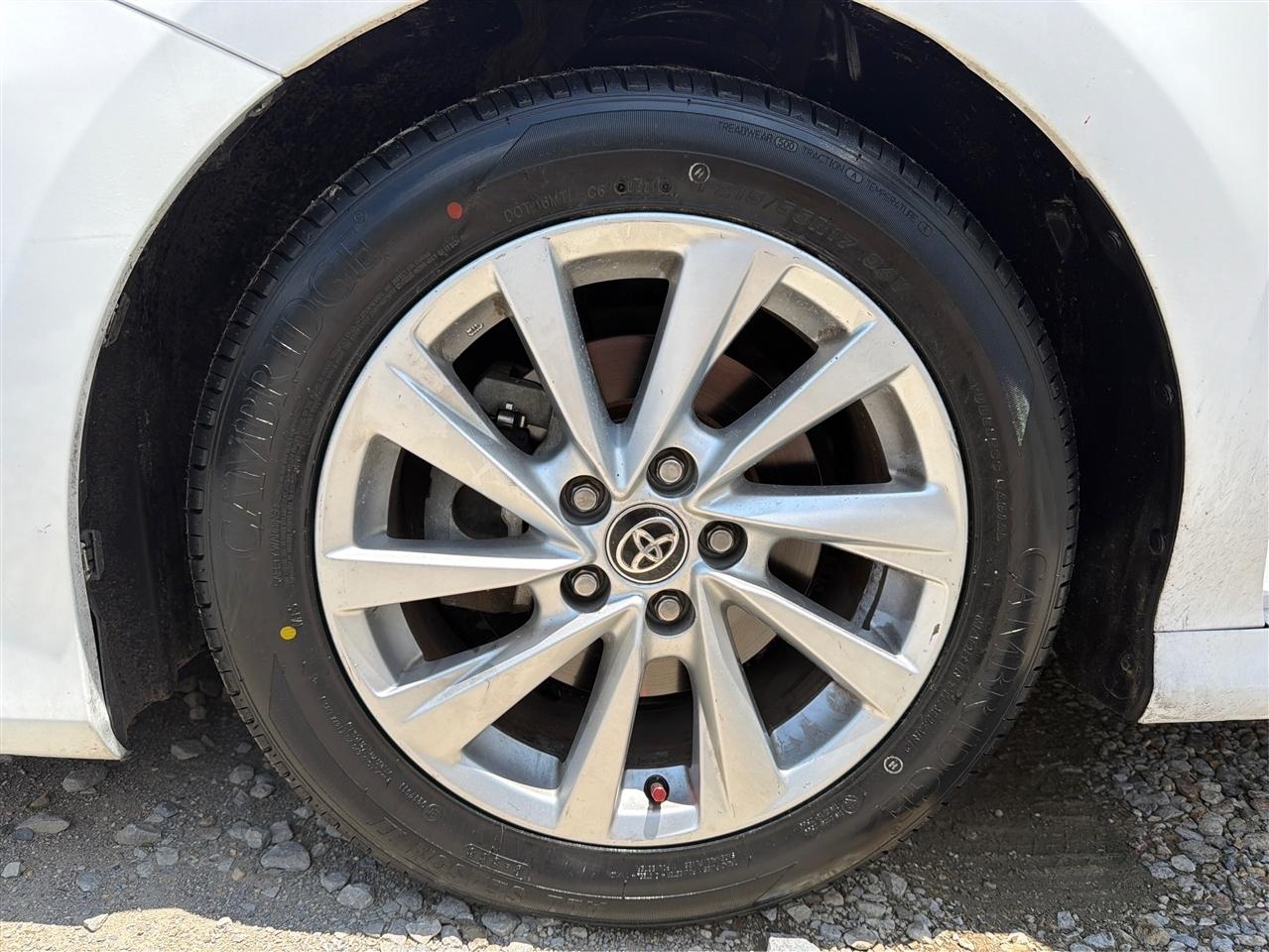 Toyota Camry LE 2021