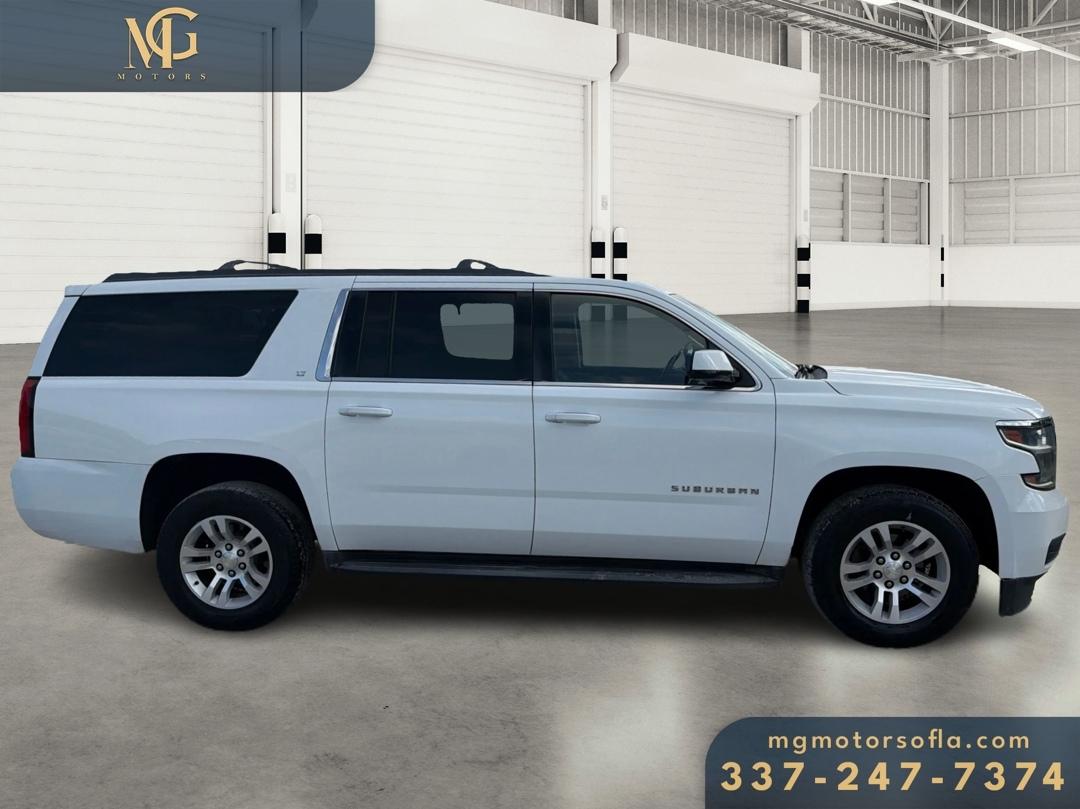 Chevrolet Suburban 2WD 4dr LT 2015