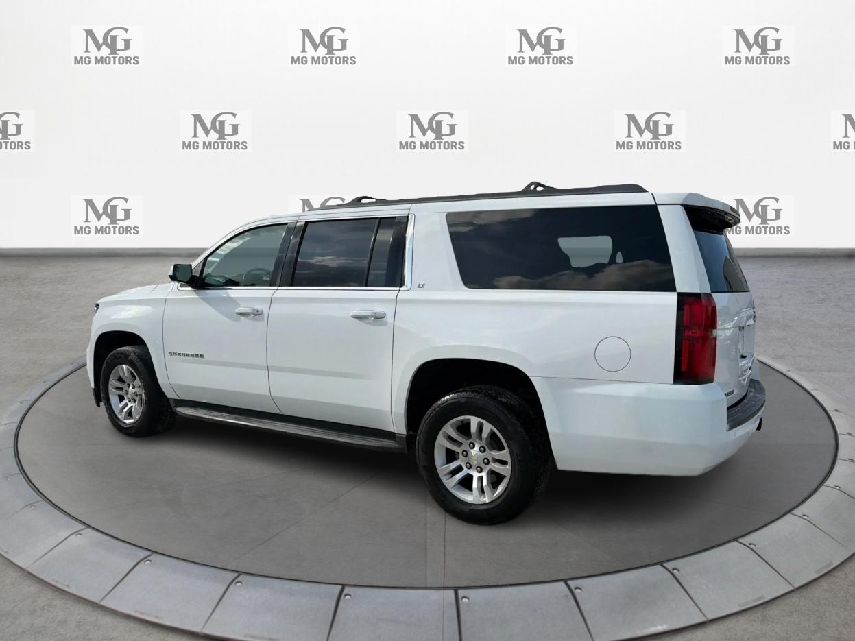 Chevrolet Suburban 2WD 4dr LT 2015