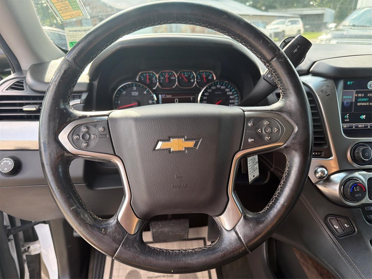 Chevrolet Suburban 2WD 4dr LT 2015