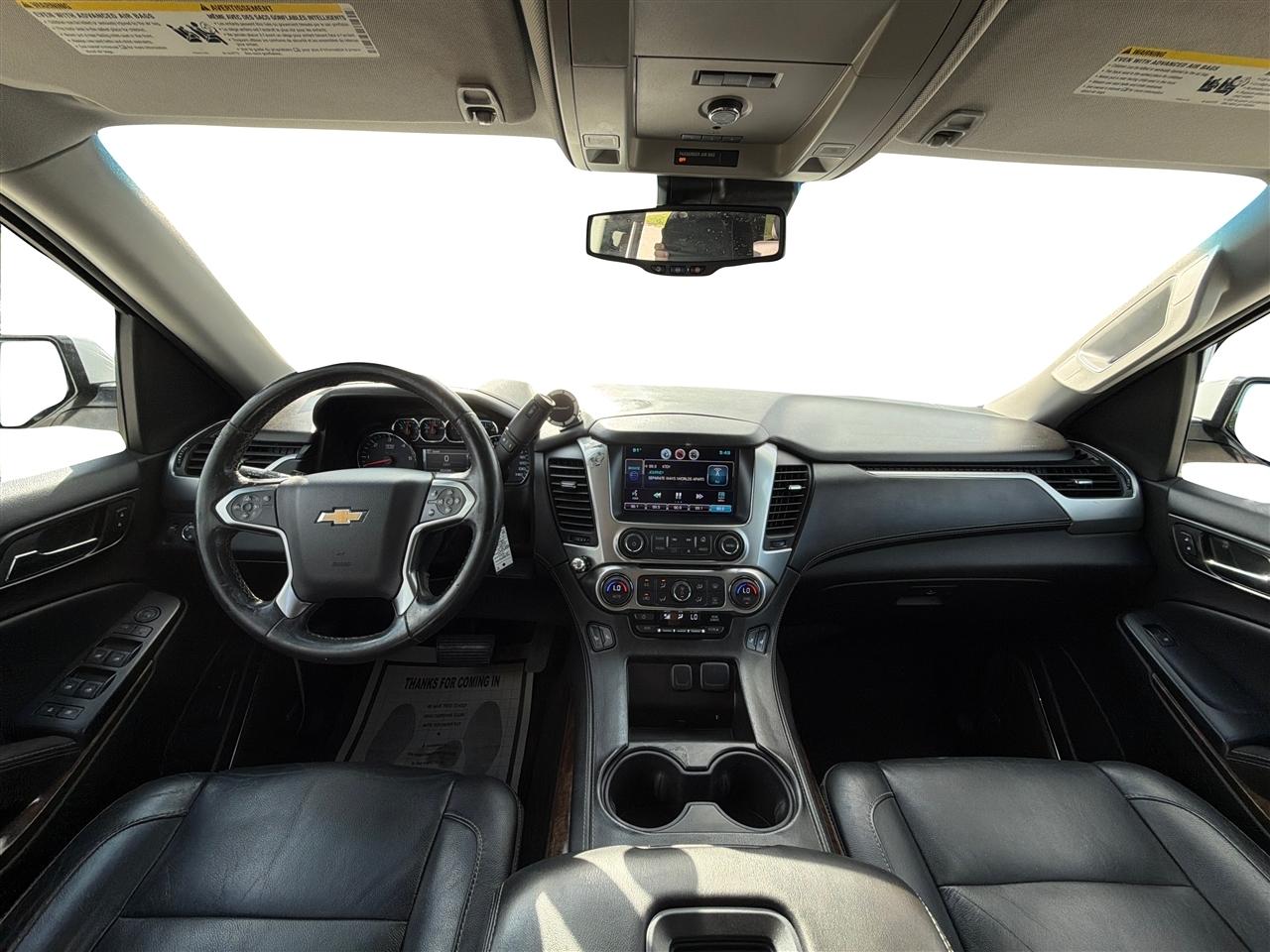 Chevrolet Suburban 2WD 4dr LT 2015