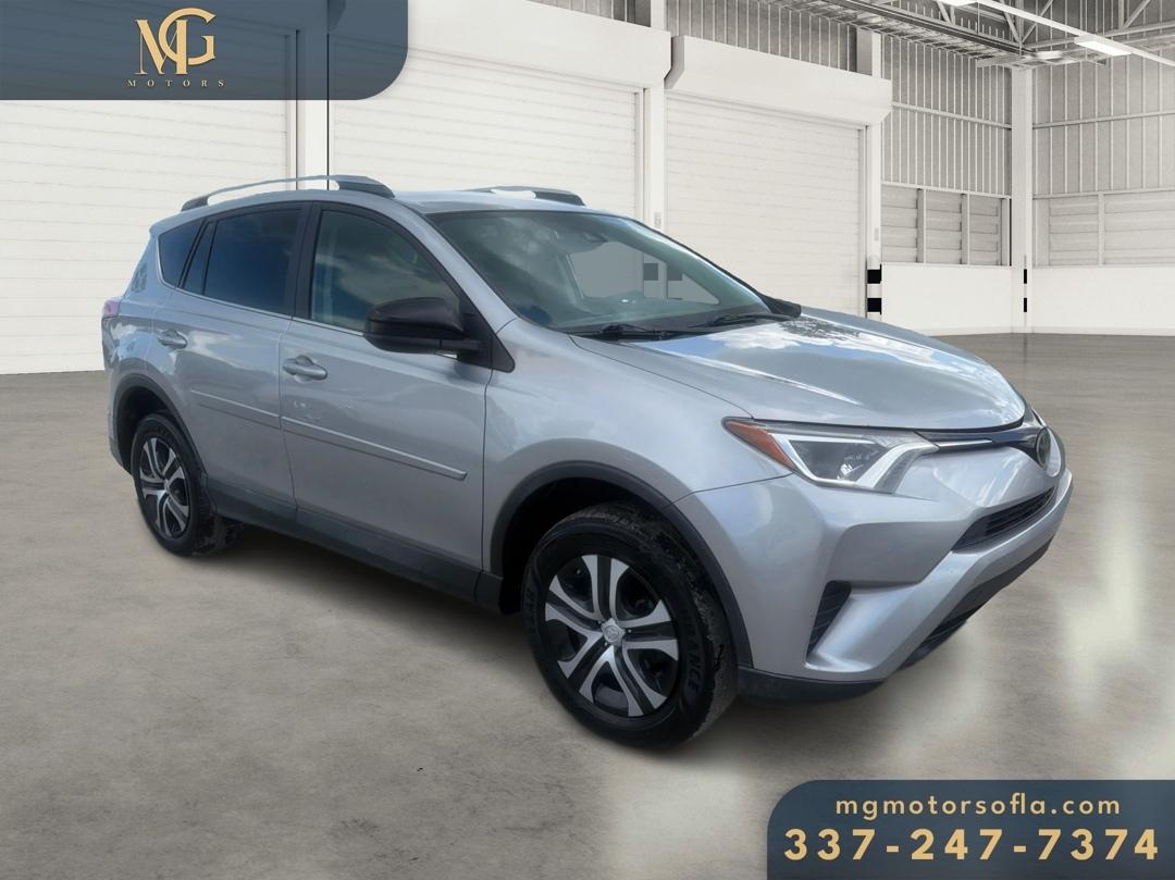 Toyota RAV4 LE 2017