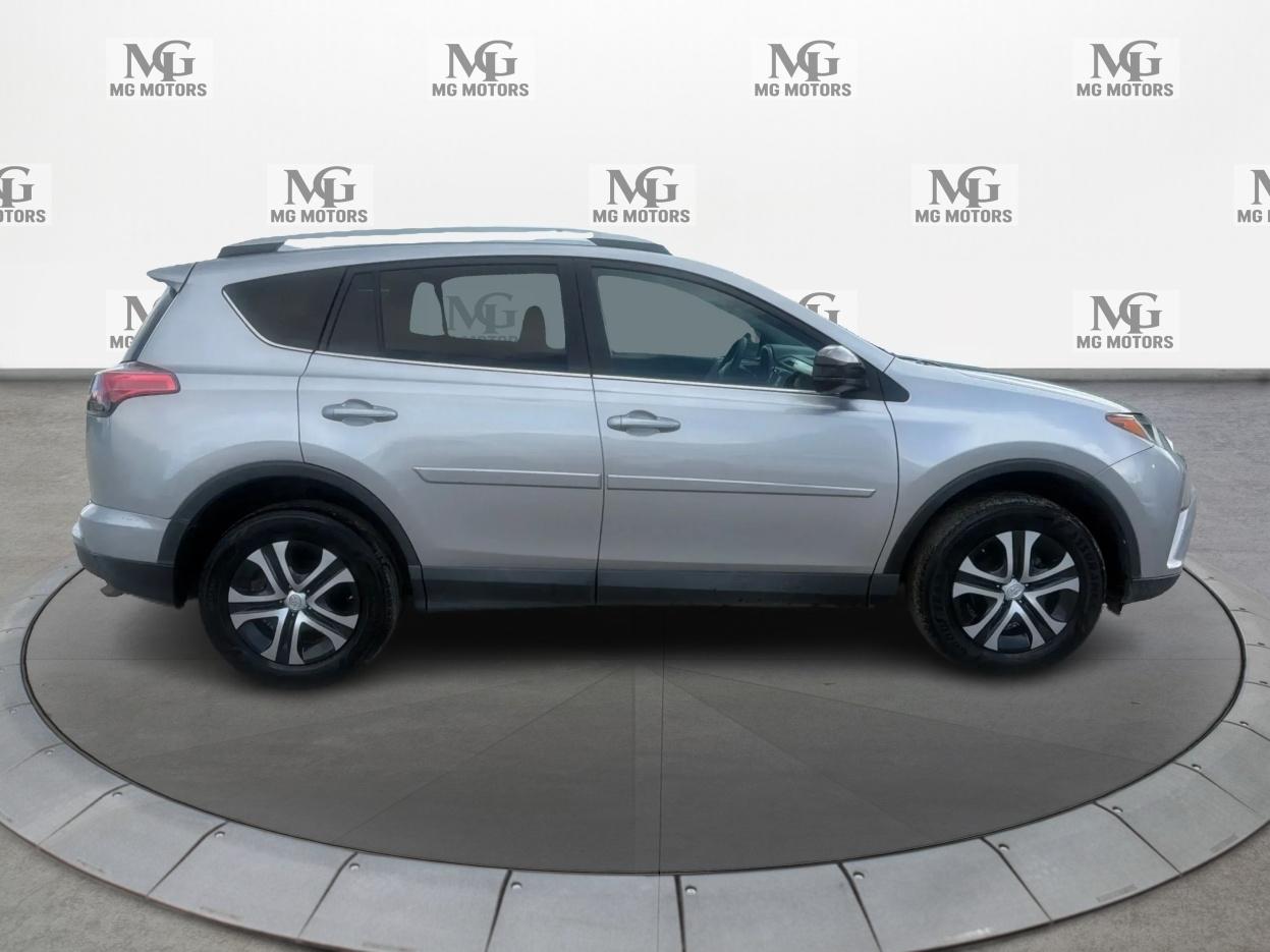 Toyota RAV4 LE 2017