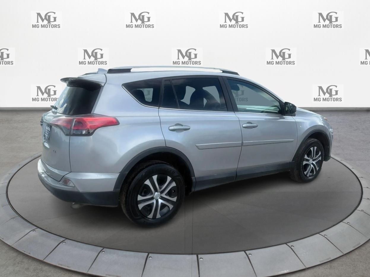 Toyota RAV4 LE 2017