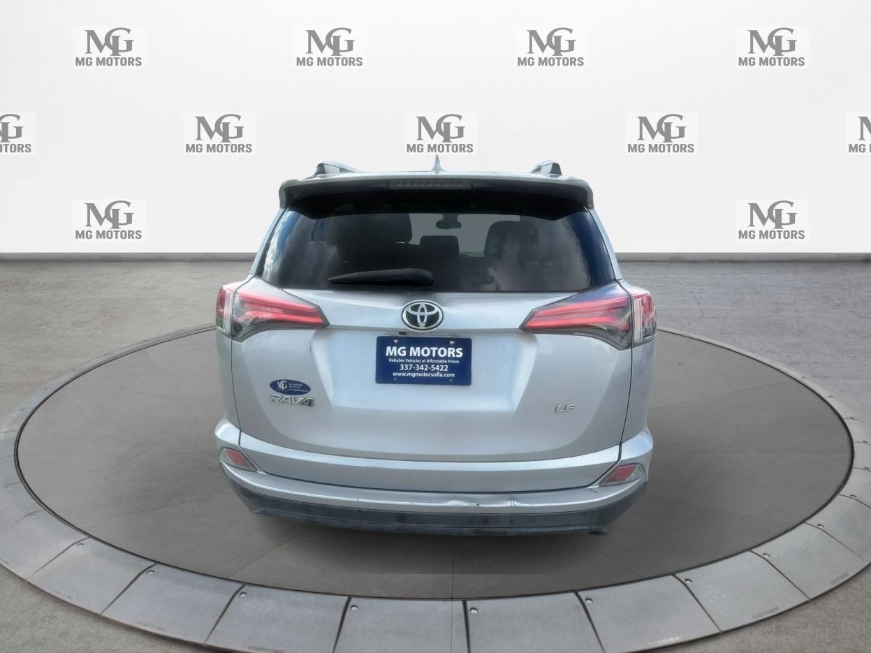Toyota RAV4 LE 2017