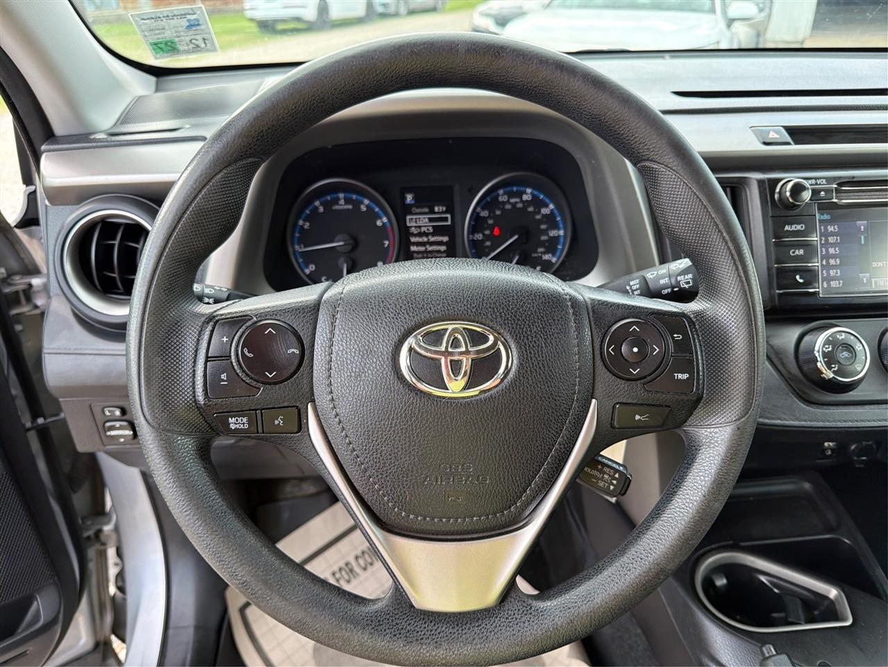 Toyota RAV4 LE 2017
