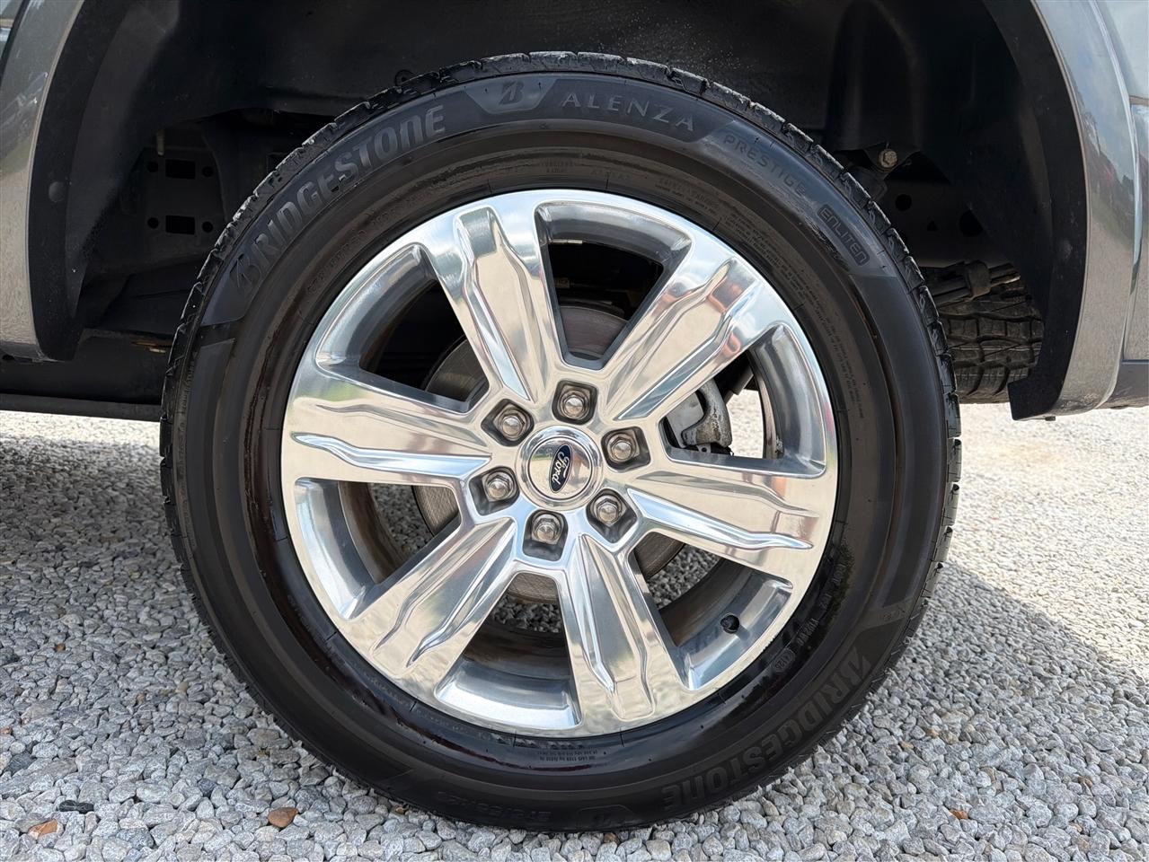Ford F-150 Platinum 4WD SuperCrew 5.5' Box 2020