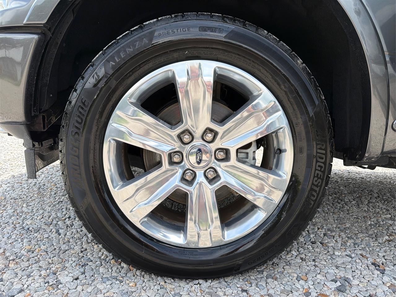 Ford F-150 Platinum 4WD SuperCrew 5.5' Box 2020