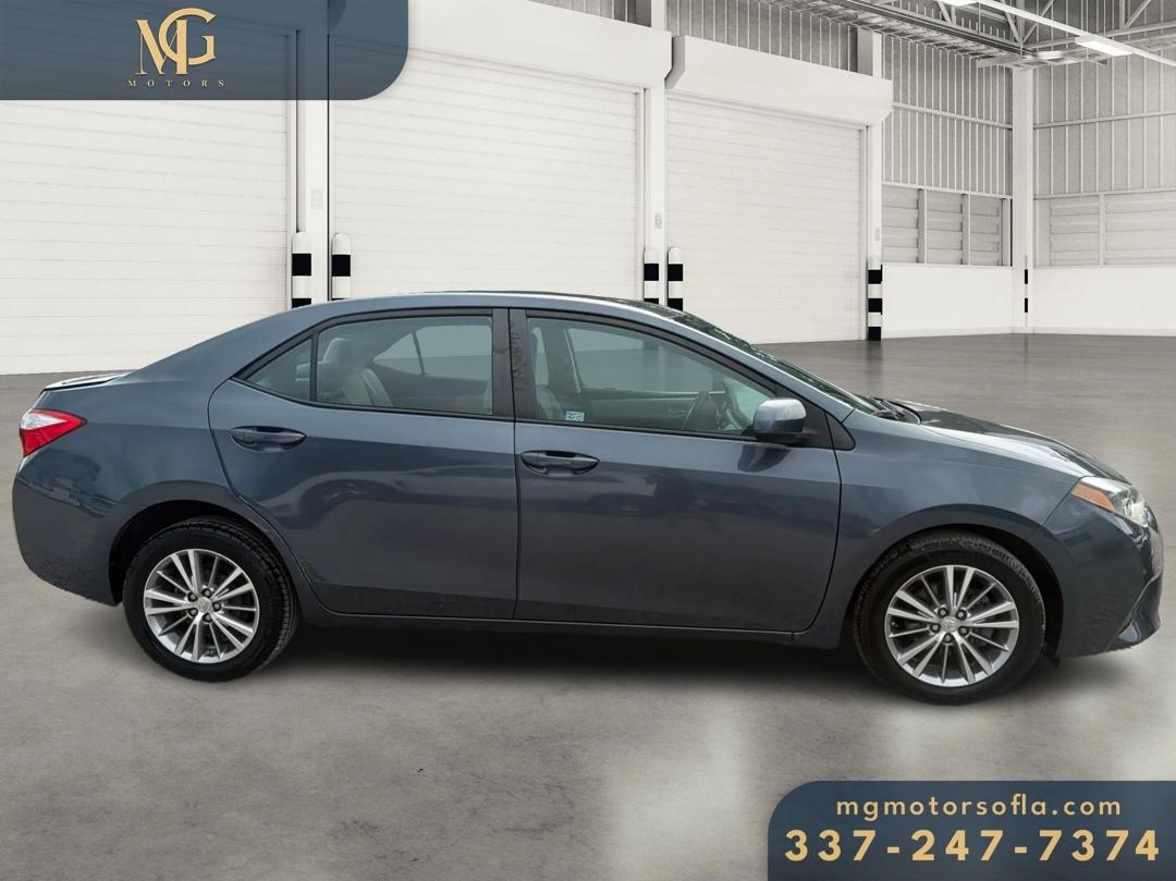 Toyota Corolla  2015