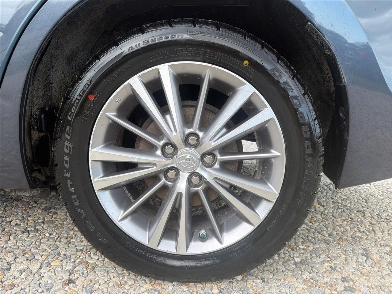 Toyota Corolla  2015