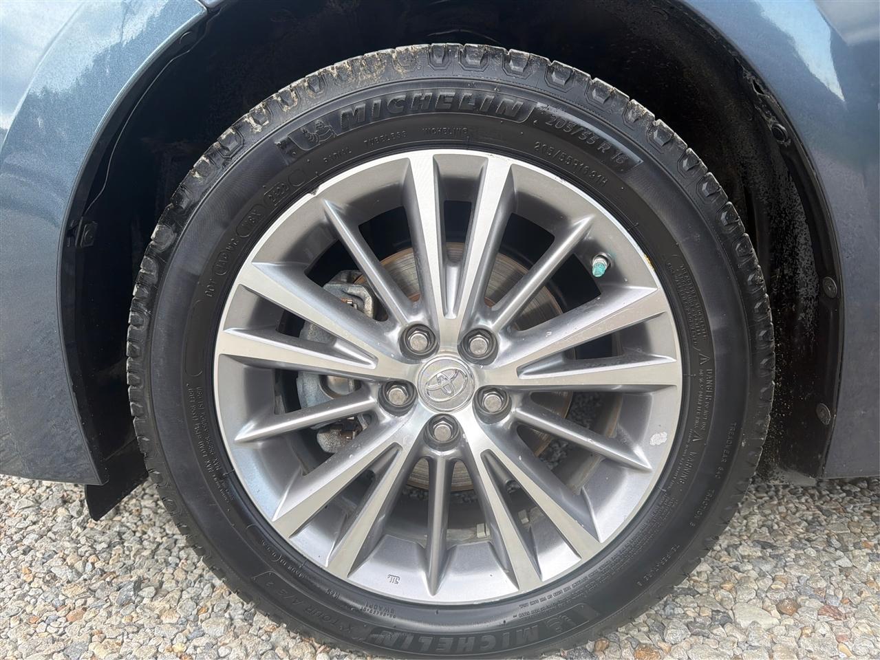 Toyota Corolla  2015